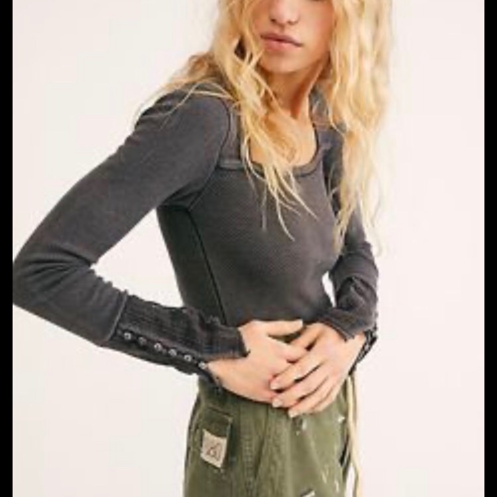 NWOT free people give a little love cuff thermal
